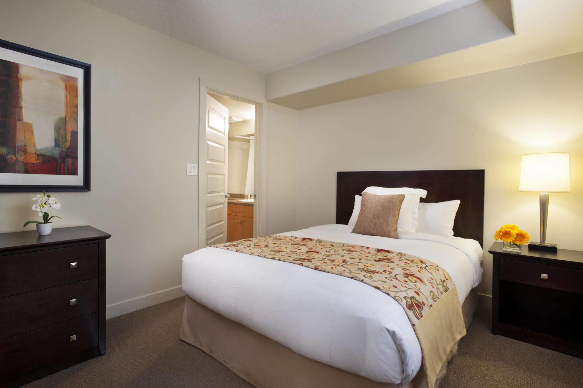 Clearwater Residence Hotel Timberlea Fort Mcmurray Exterior foto
